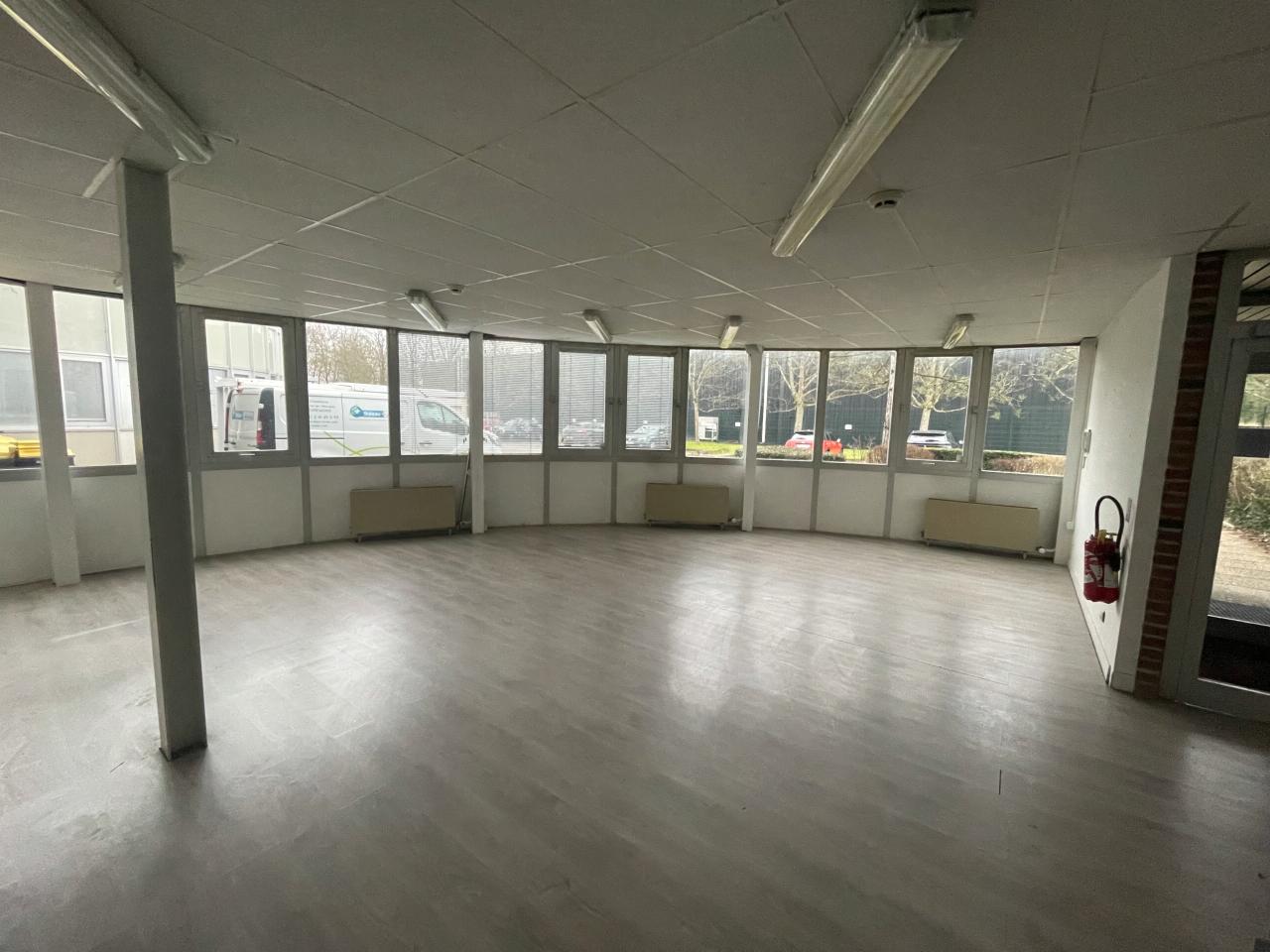 Local d'activité Buc 1015m² Location local d'activité Buc Yvelines OLACT2426780 15